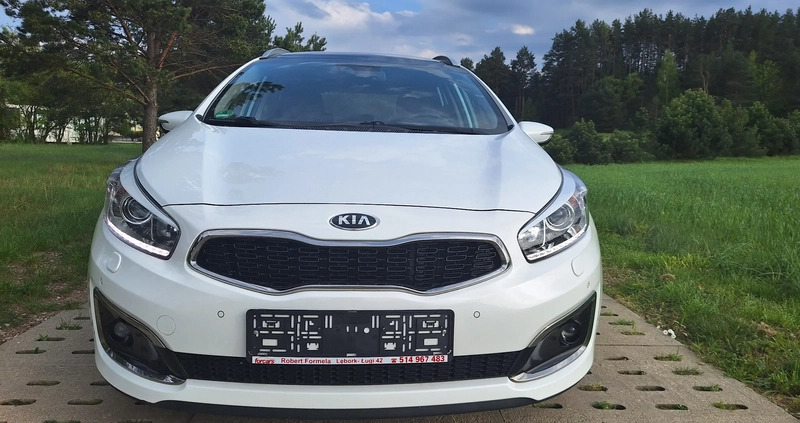 Kia Ceed cena 38900 przebieg: 209000, rok produkcji 2015 z Lębork małe 301